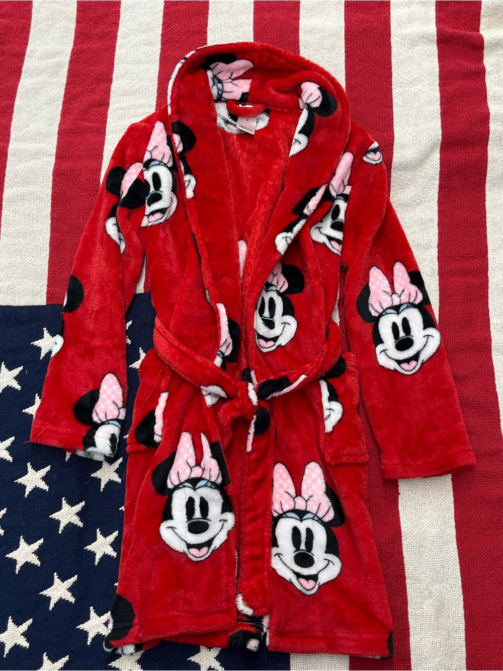 Disney Red Minnie Mouse Plush Kids Robe with Pink Accents Girls Size 8